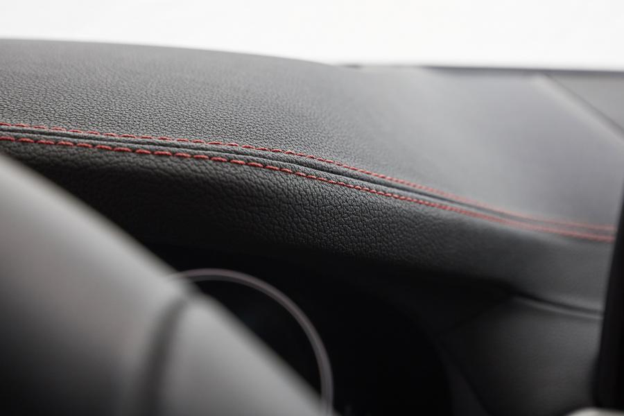 Детали интерьера BMW X4 M40d (G02) 2018 года  (WW) (фото 181 из 213)